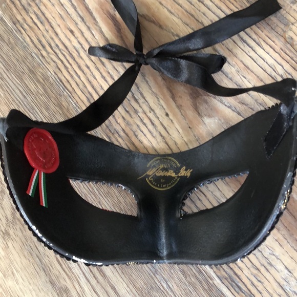 Masquerade Party Masks - Picture 9 of 13